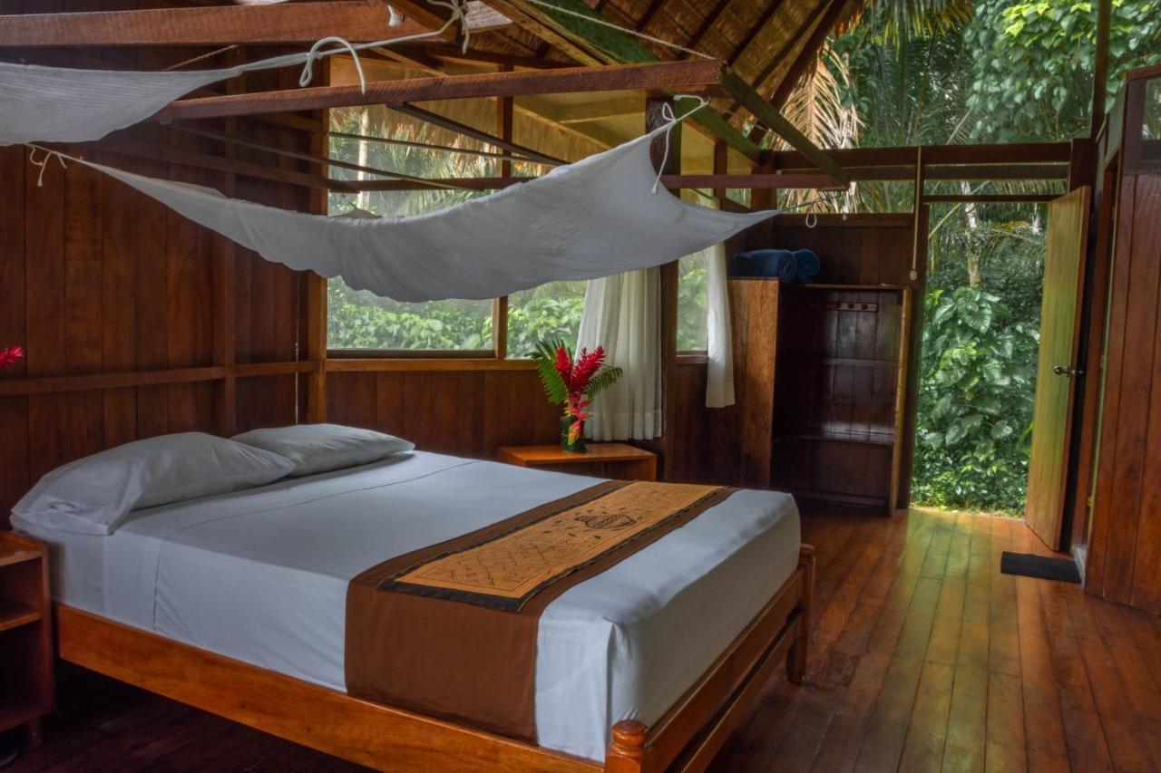 Wasai Tambopata Lodge Exteriör bild